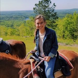 Meet your Posher, Christian